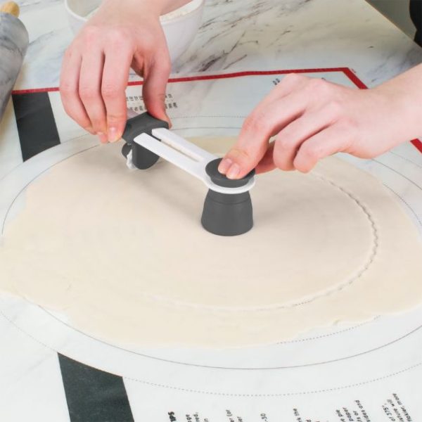 Pie Crust Cutter - Precision, Charcoal
