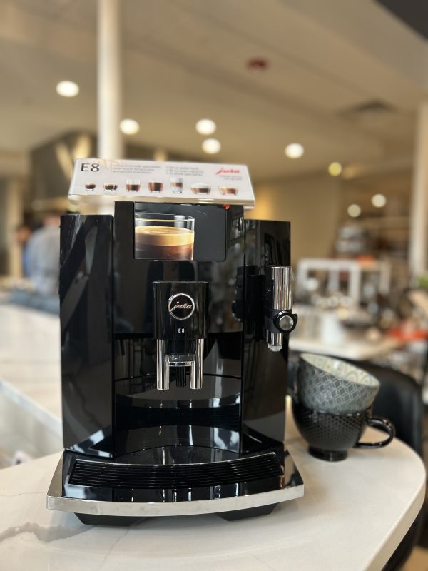 Jura E8 Piano Black - Image 2