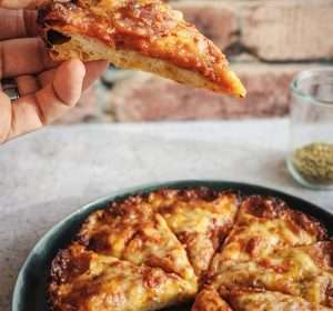 a pan pizza