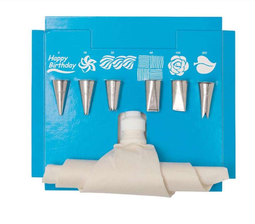 Cake Decorating 8 Piece Set